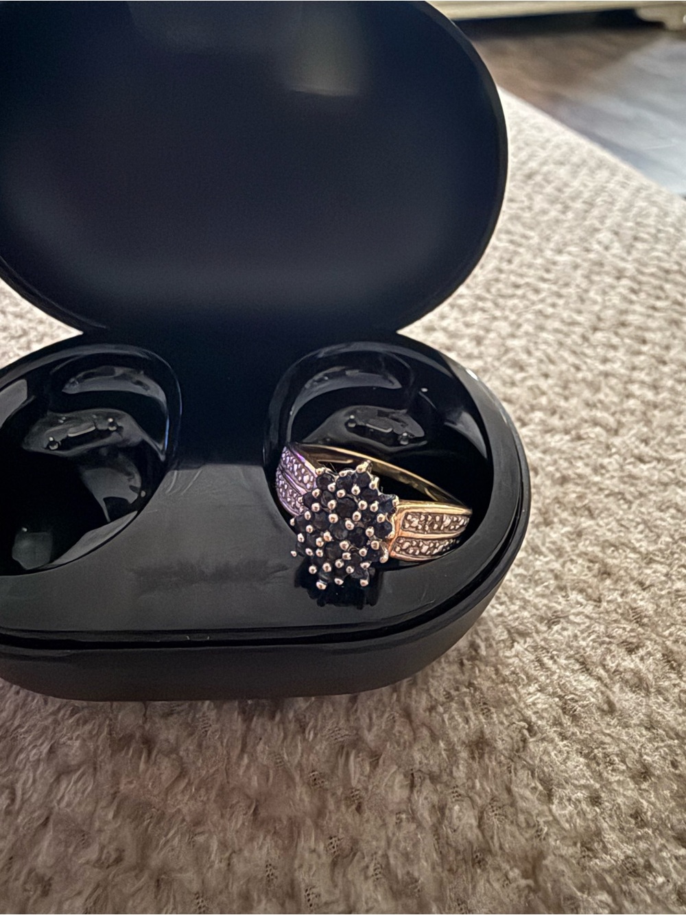 Blue sapphire 10k gold ring